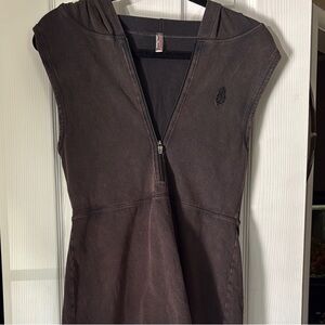 Free people black sleeveless half zip athletic dress with shorts